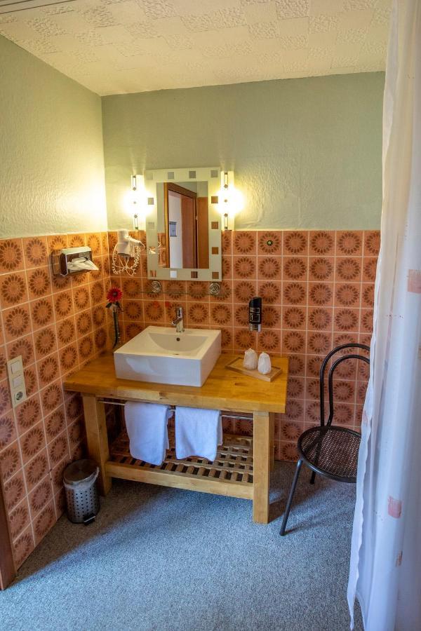 Berghotel Waidmannsheil Battenberg  ภายนอก รูปภาพ